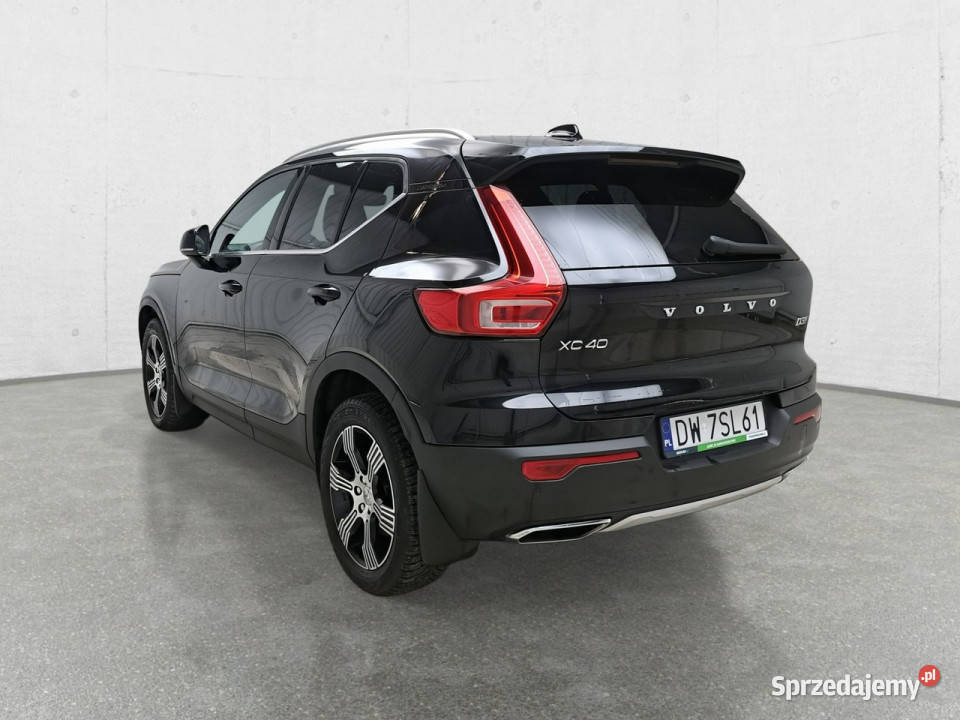 Volvo XC 40 Komorniki