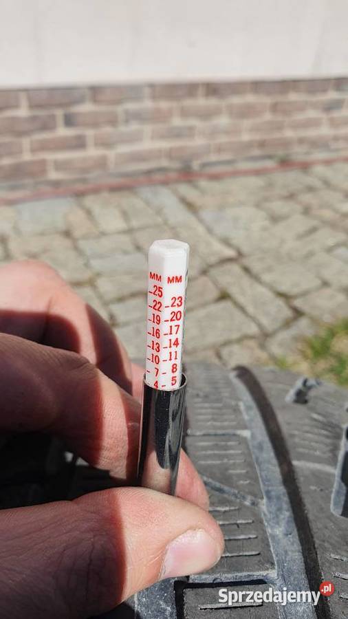 4 opony zimowe Pirelli Soto Zero 21555R17 98V Samochodowe Starowa Góra