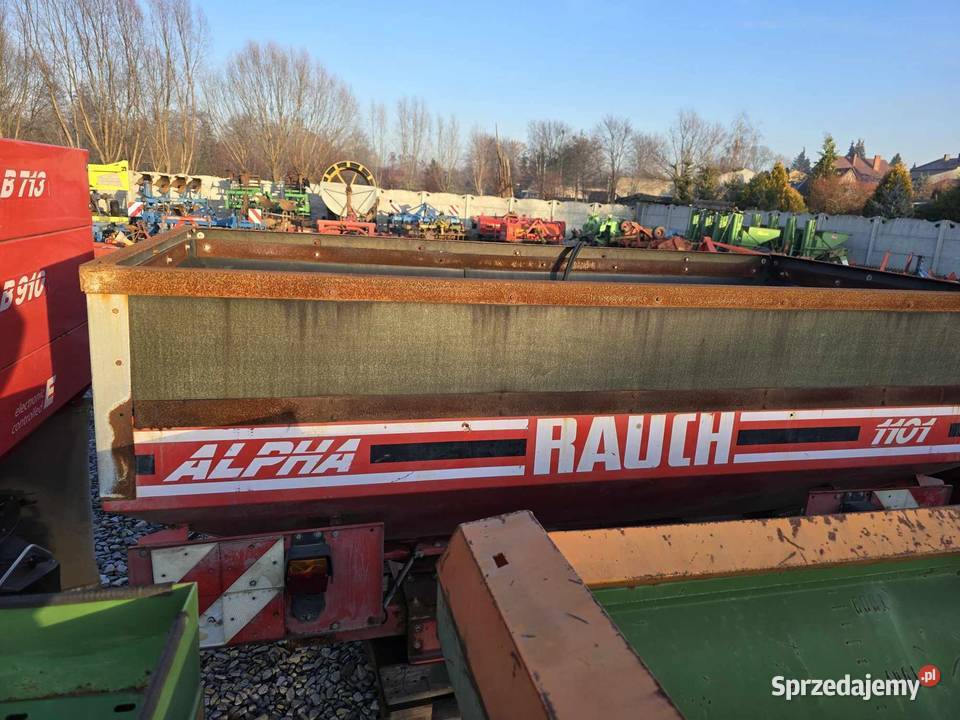 Rozsiewacz nawozu RAUCH ALPHA 1101DELTA 2000 łódzkie Bolesławiec