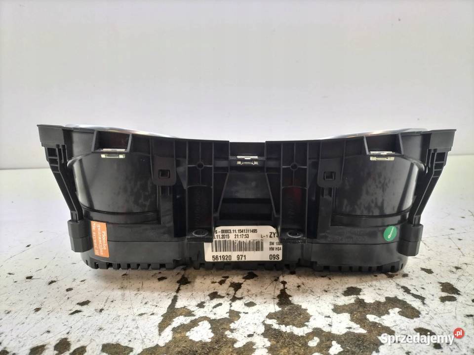 LICZNIK 561920971 18 FSI 179 VW Volkswagen