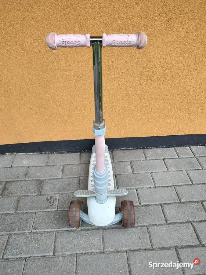 Hulajnoga trójkołowa świecące kółka Olecko