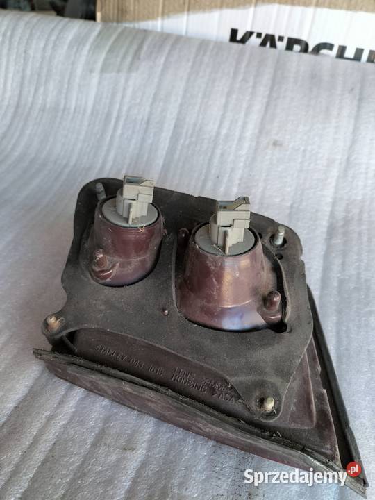 Mitsubishi Galant VII Lampa Klapa tył 0431613 osobowe