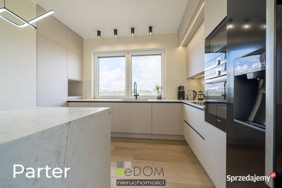 Dom wolnostojący 7607 metrów Różanki 1600m2