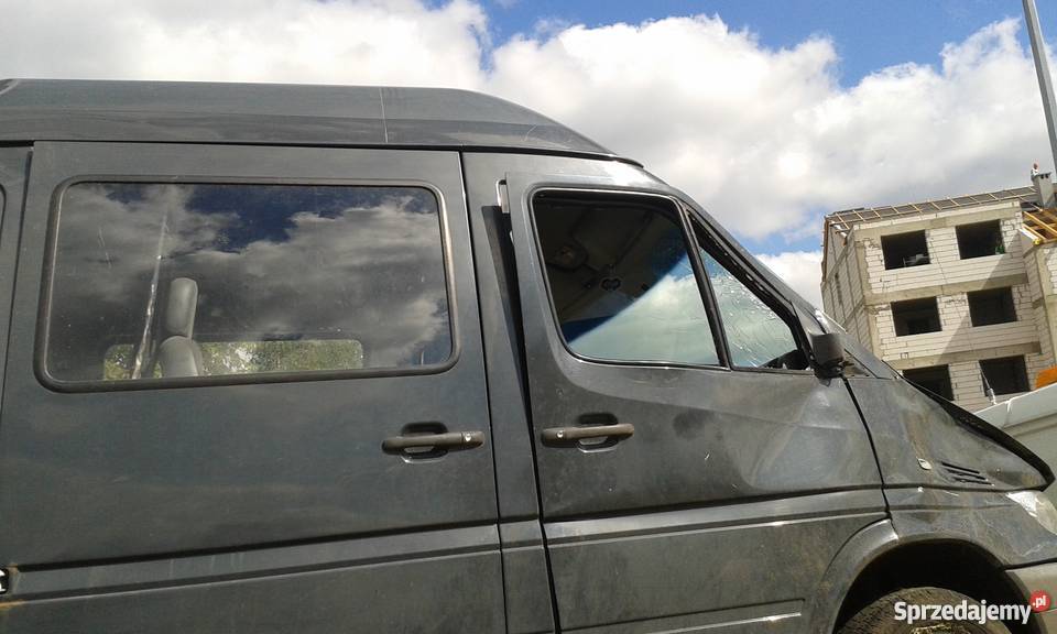 Mercedes Sprinter wypadku Legnica