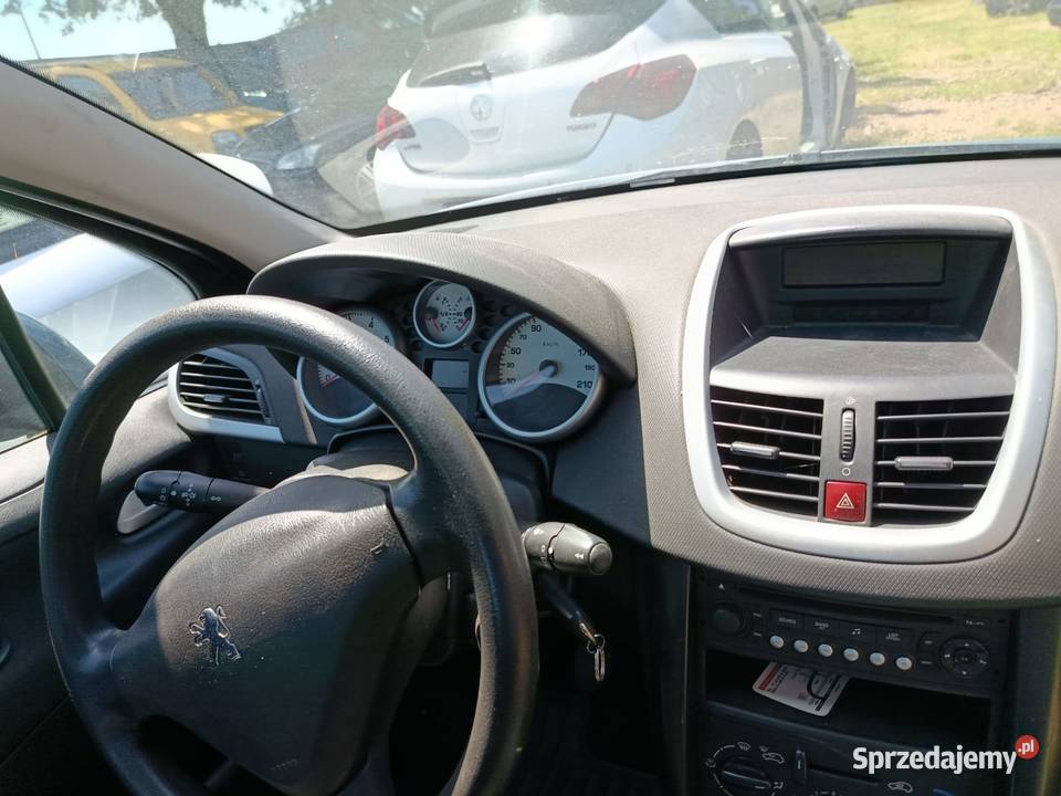 Peugeot 207 14 70 kW 2007 r dawca części osobowe Samochody na części Szklarka Myślniewska