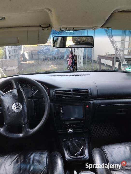 VW passat B5 1 8 benzyna Brodnica sprzedam