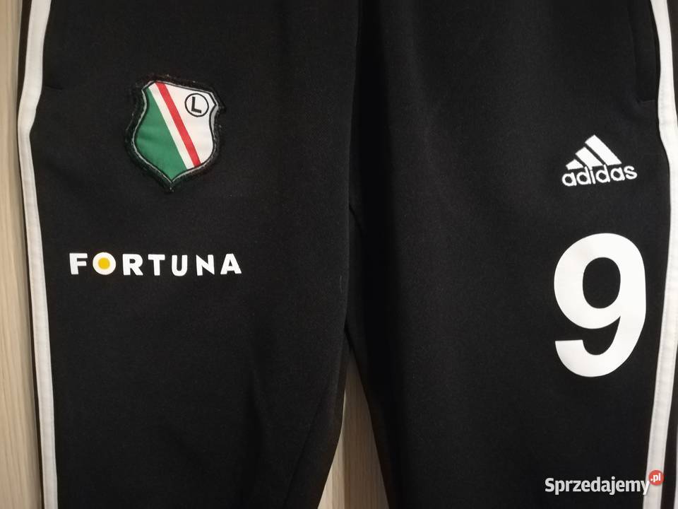 Spodnie dresowe Legia Moda i Styl sprzedam