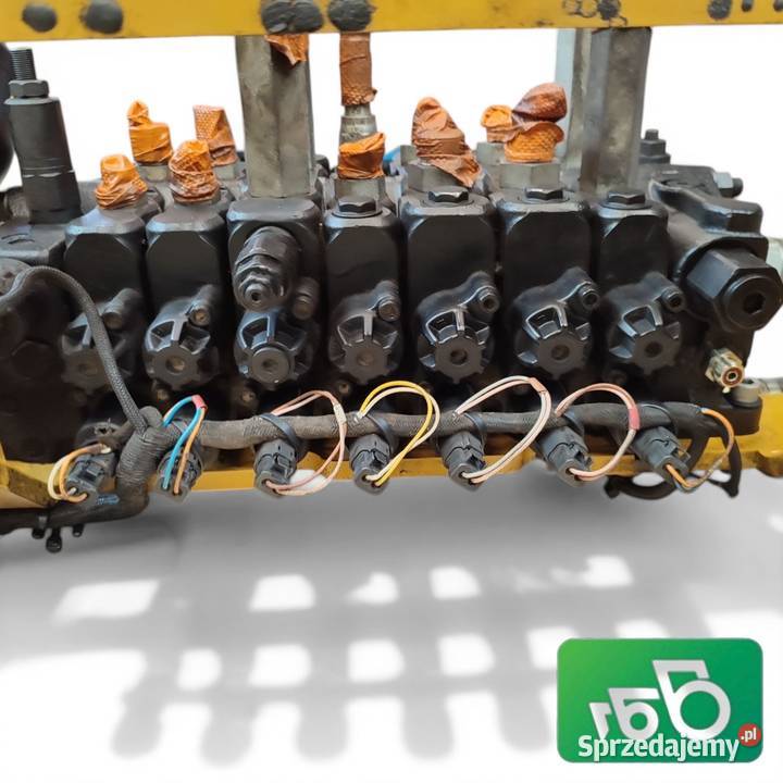 Rozdzielacz hydrauliczny L21F634 Caterpillar Wilkowo
