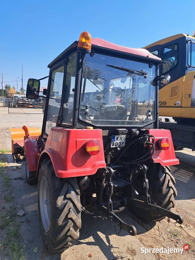 Ciągnik rolniczy BZTDIA BELARUS 3204 Kraków