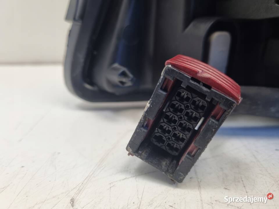 LAMPA PRAWA Volvo XC90 prawy przód przednia lubelskie Chełm