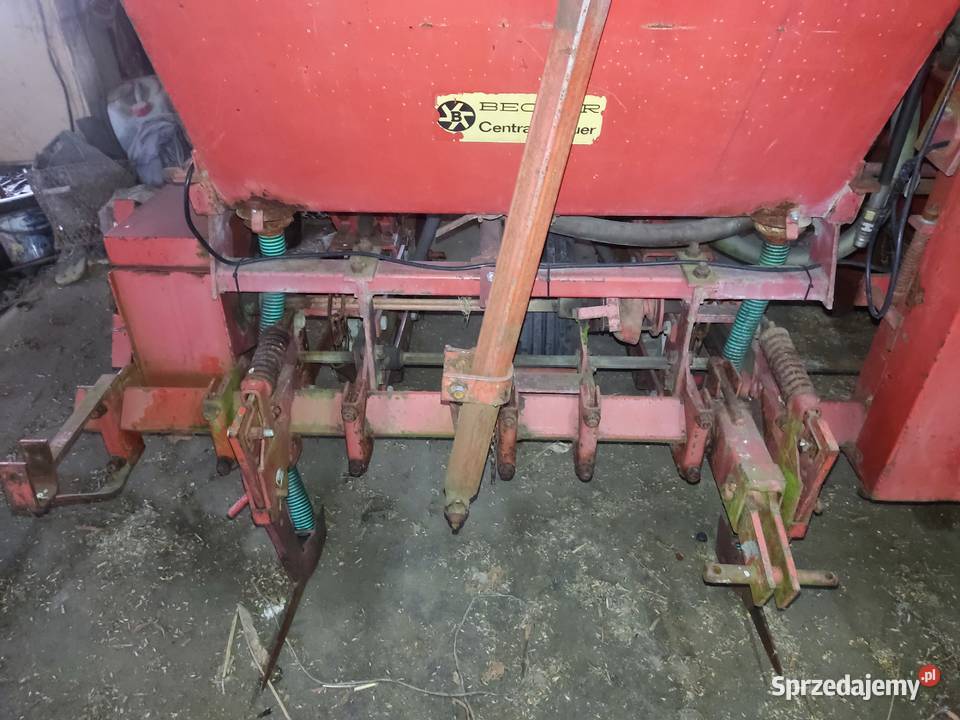 Siewnik do kukurydzy Becker Opatowice