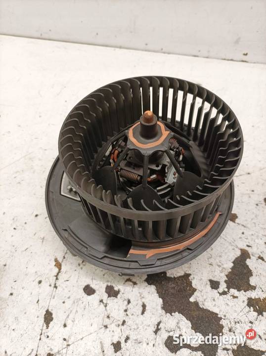 DMUCHAWA NAWIEWU REYZYSTOR KOMPLET EU 5Q1819021A sprzedam