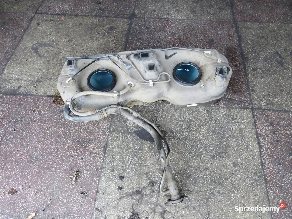 BAK ZBIORNIK PALIWA 4X4 SWIFT MK7 12 B osobowe sprzedam