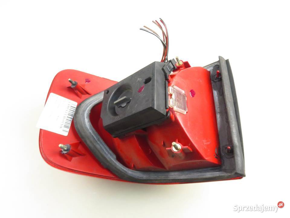 LAMPA LEWA TYLNA AUDI 80 B4 8A0945095D