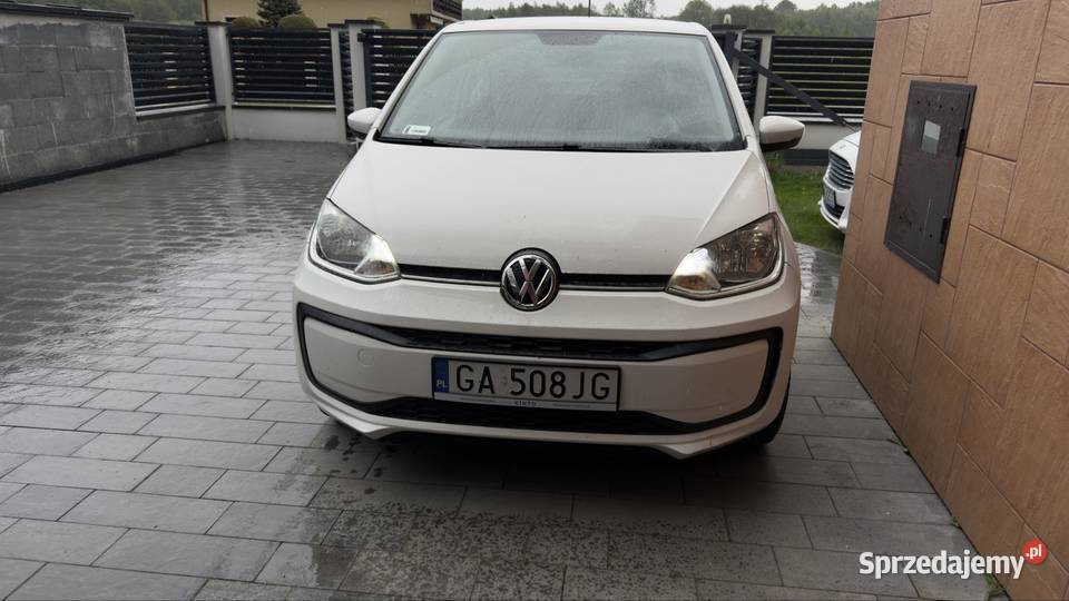 Volkswagen UP 10 moi Hatchback Dąbrowa Tarnowska