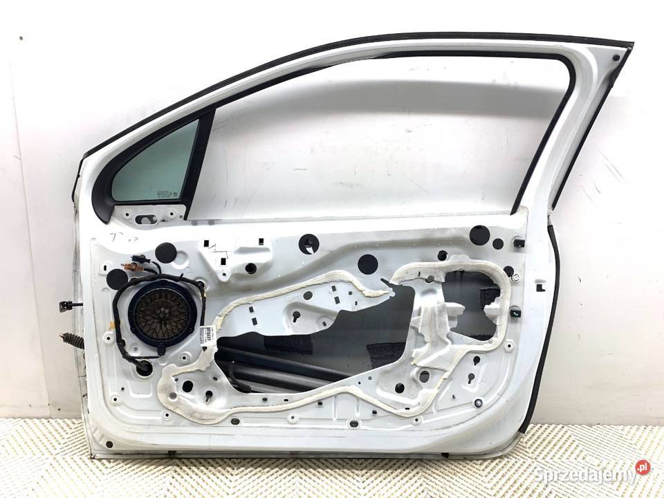 DRZWI PRAWY PRZÓD PEUGEOT 208 I Hatchback LAKIER podkarpackie