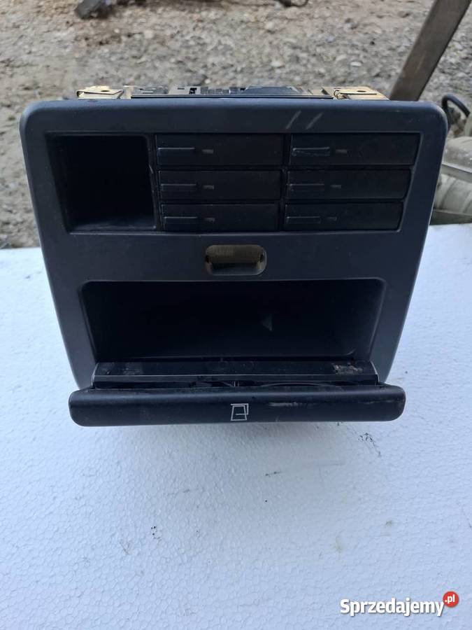 Uchwyt Na Kubki Mercedes Vito W638 Wisznice