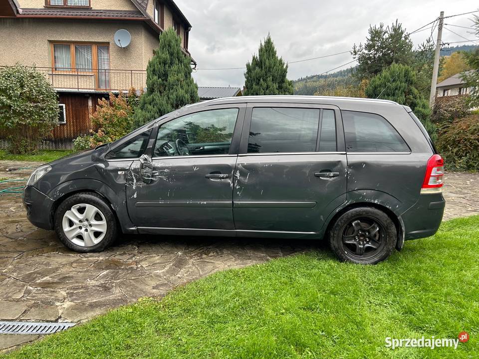 Opel Zafira na części odbudowy Rajcza