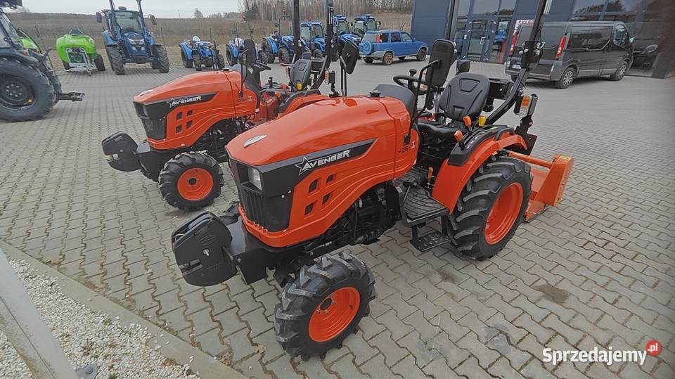Avenger 26 traktorek NOWY sadowniczy rolniczy Napęd 4x4 Łęczyca