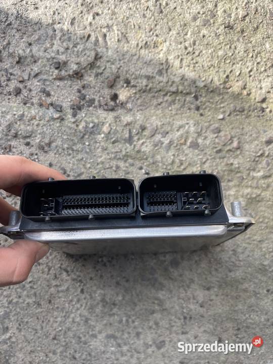 Sterownik silnika A4 b6 DIESEL 25 Rok produkcji 2005 Układ elektryczny silnika Czersk sprzedam