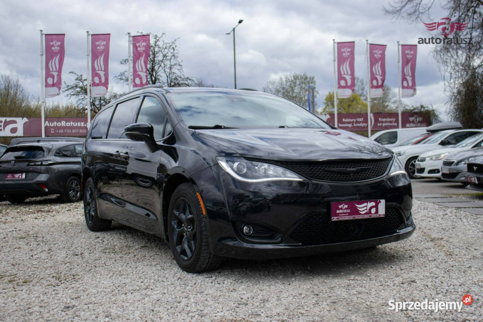 Chrysler Pacifica prywatna Pełna Limited S Warszawa