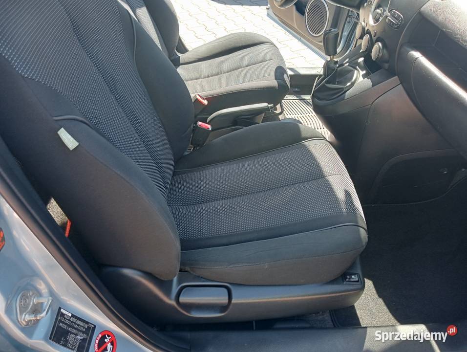 Mazda 2 Stan