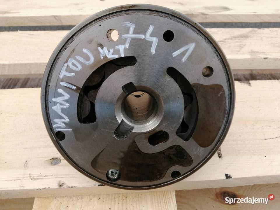 Pompa jazdy Manitou MLT 741