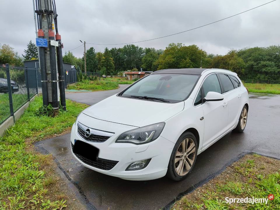 Sprzedam Opel Astra J 16T gaz tempomat Łańcut