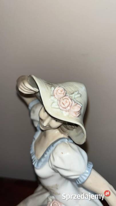 Figurka Damy w kapeluszu Zepfir Lladro Made in pomorskie Gdańsk