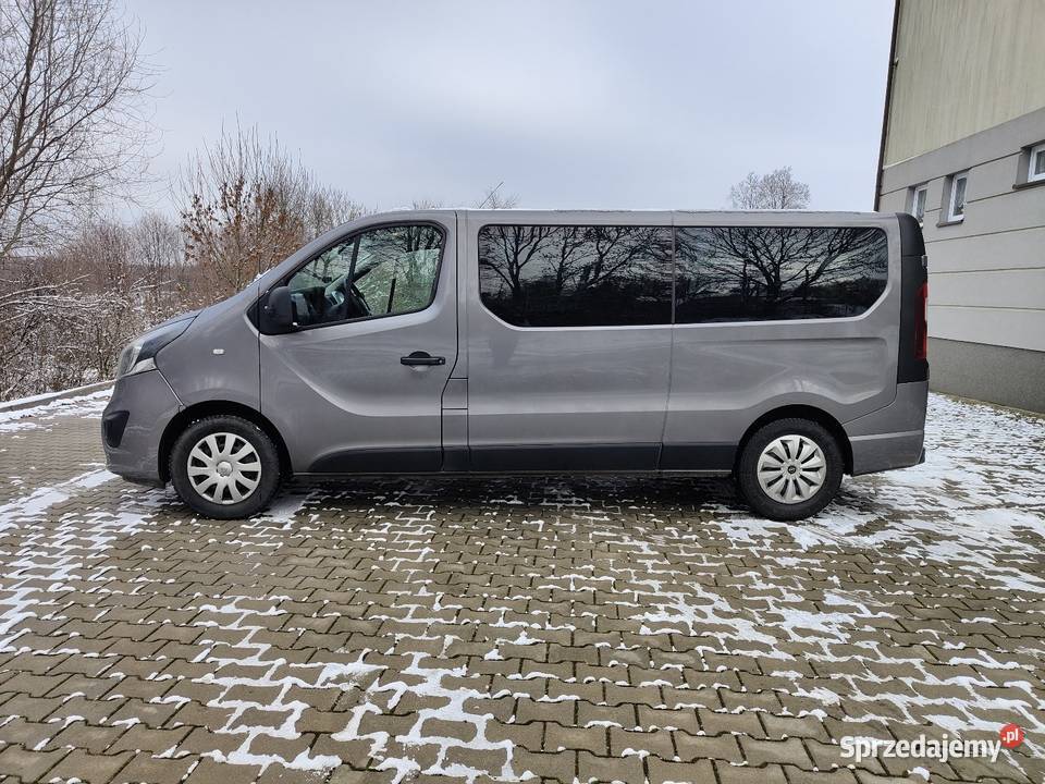 Opel Vivaro B LONG 16 BiTurbo 140 2015 9 os nawigacja Bogoria
