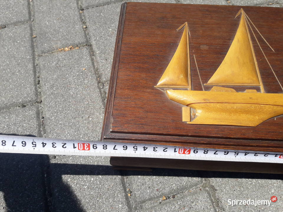Stara drewniana kasetka ze statkiem Marynistyka Gdynia