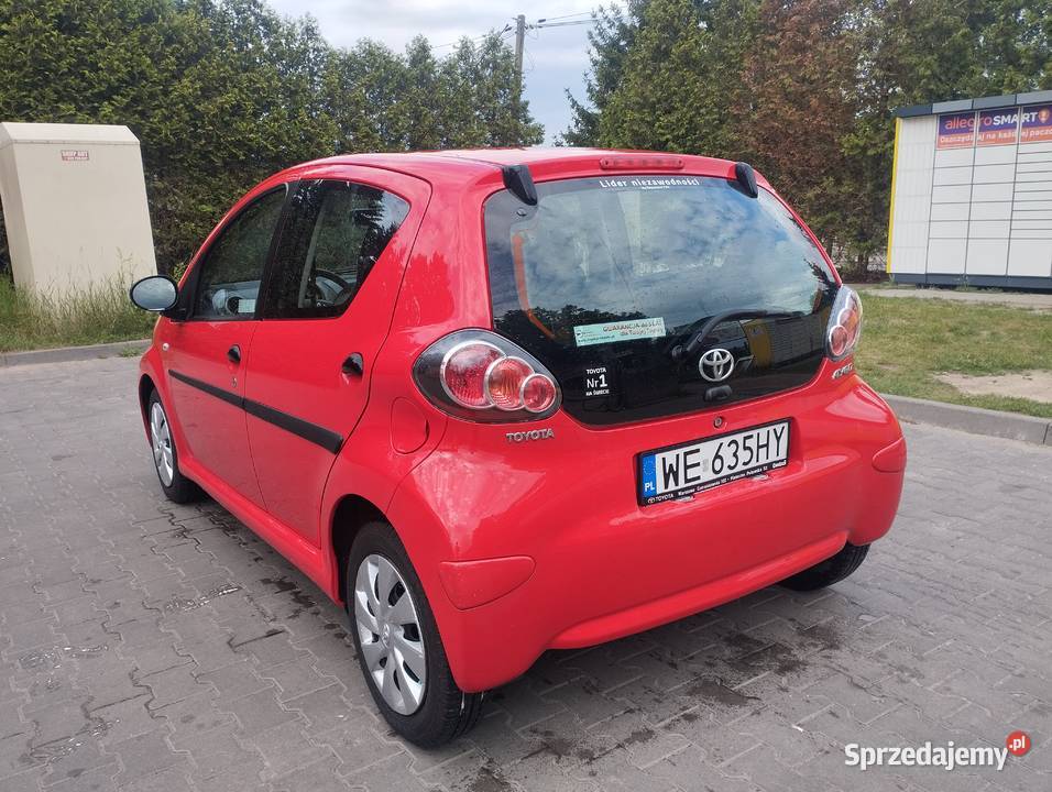 TOYOTA AYGO SALON SERWIS 17 centralny zamek