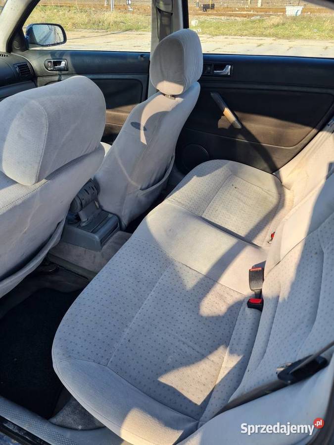 Volkswagen Passat B5 18TurboLPGHAK Tomaszów Mazowiecki sprzedam