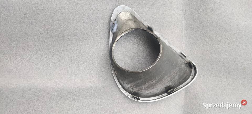 RAMKA HALOGENU CHROM ZDERZAKA CORSA D OPC PRAWY Motoryzacja sprzedam
