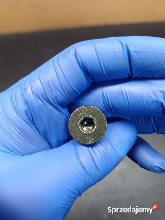 Śruba śrubka ślizg łańcucha rozrządu silnik Gołaczewy sprzedam