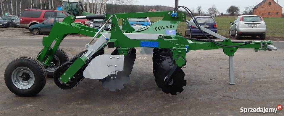 Brona talerzowa Astat z urządzeniem trakcyjnym Rogóźno