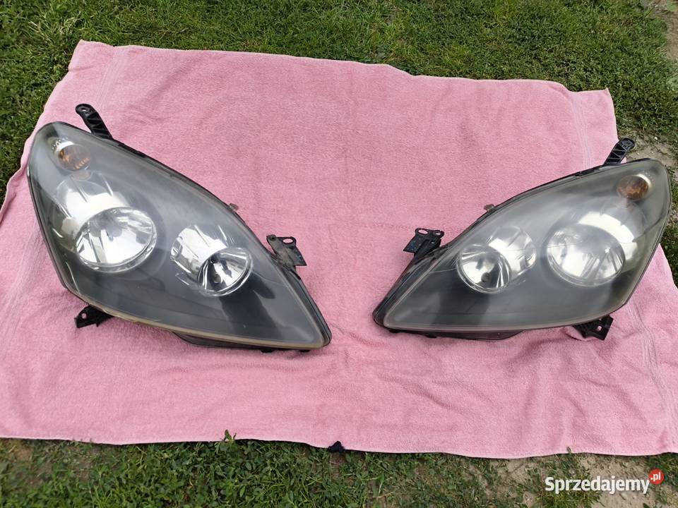 Sprzedam lampy osobowe Lampy przednie sprzedam