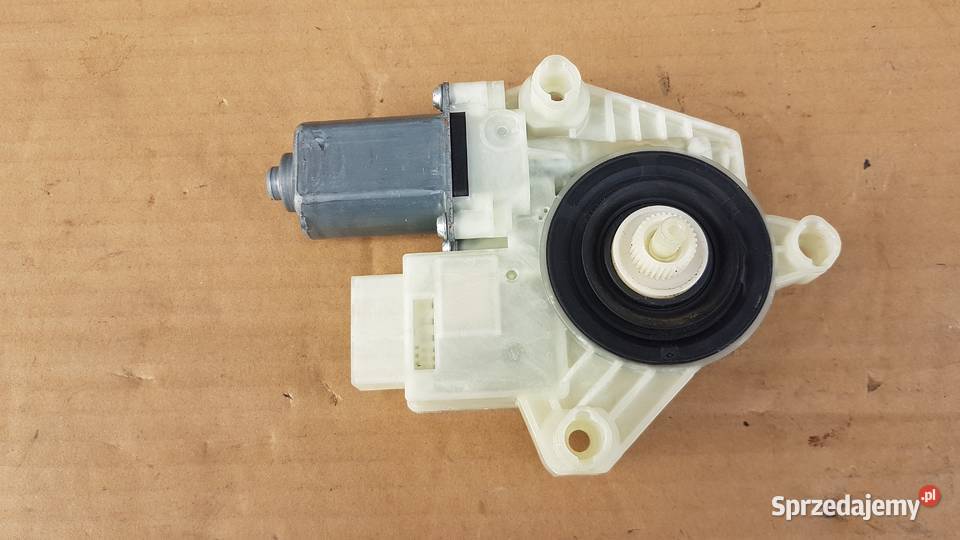 VW GOLF VII SILNICZEK SZYBY PRAWY TYŁ 5Q4959812D osobowe Skarżysko-Kamienna