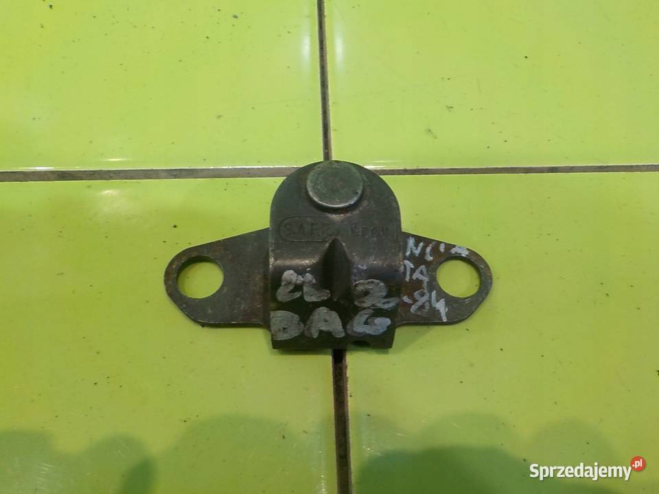 LANCIA BETA 20 B 83r COUPE 2D rygiel zamka klapy Suków