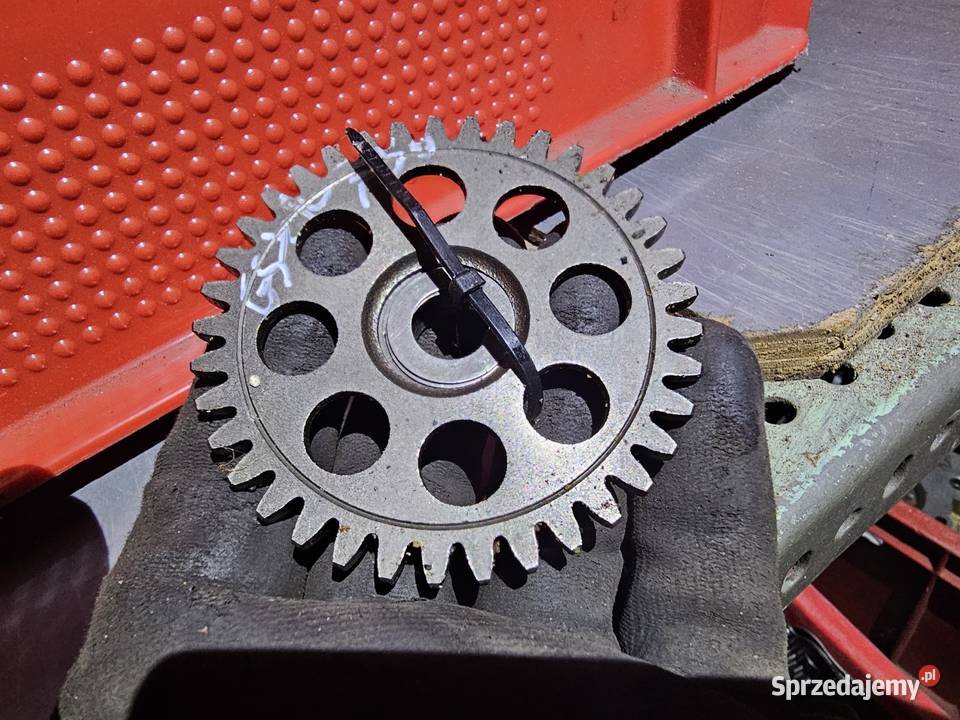 Suzuki GSXR 750 zębatka tryb pompy oleju gsxr750 dolnośląskie Jelenia Góra sprzedam