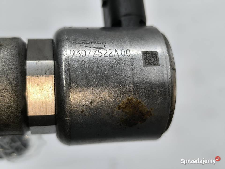 LISTWA WTRYSKOWA CZUJNIKI EKLASA W212 22 CDI Listwy wtryskowe