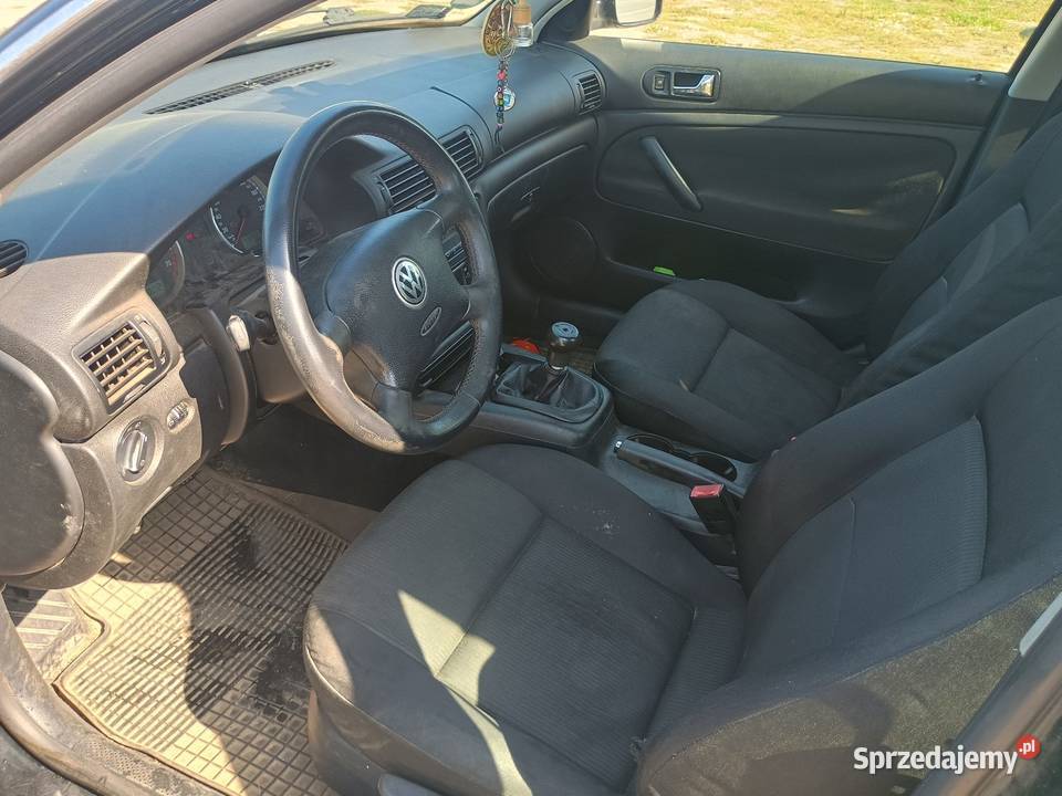 Volkswagen Passat 16 benzyna LPG 2001r 102 Rok produkcji 2001 mazowieckie Radom
