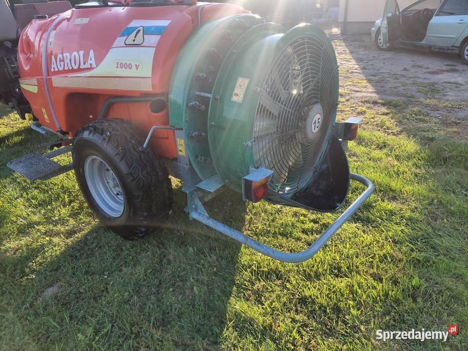 Sprzedam opryskiwacz Agrola 1000V Sandomierz