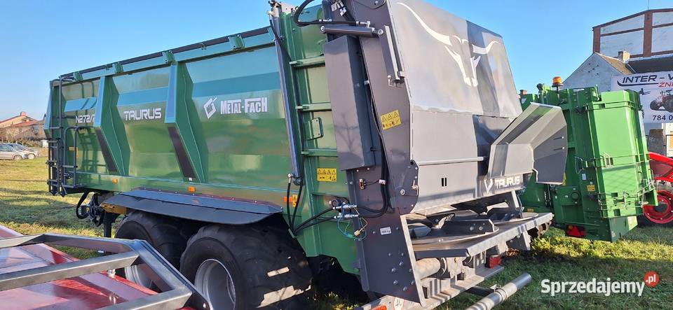Rozrzutnik obornika tandem N2722 14T Taurus Metal-Fach Huta sprzedam