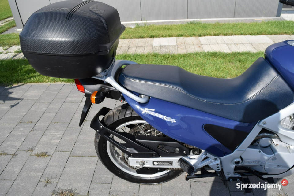 BMW F oryginalny stan obniżony kufer wysoka VAT marża wielkopolskie