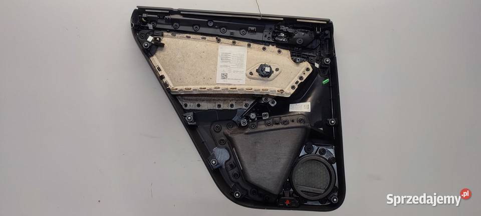 VW TIGUAN II TAPICERKA BOCZKA DRZWI PRAWY TYŁ sprzedam