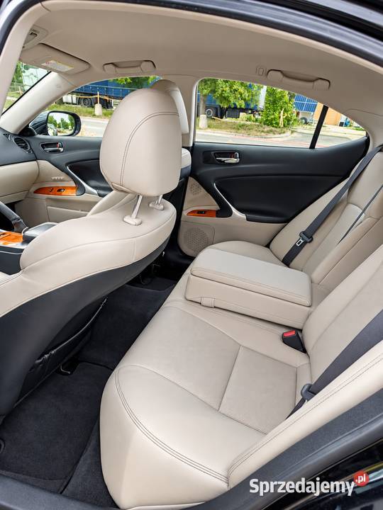 Lexus IS 220d Prestige 177 ASO Lexus Continental