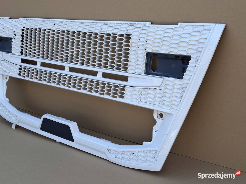 VOLVO FM3 FMX GRILL ATRAPA DOLNA KRATKA PRZÓD lubuskie Bieleń
