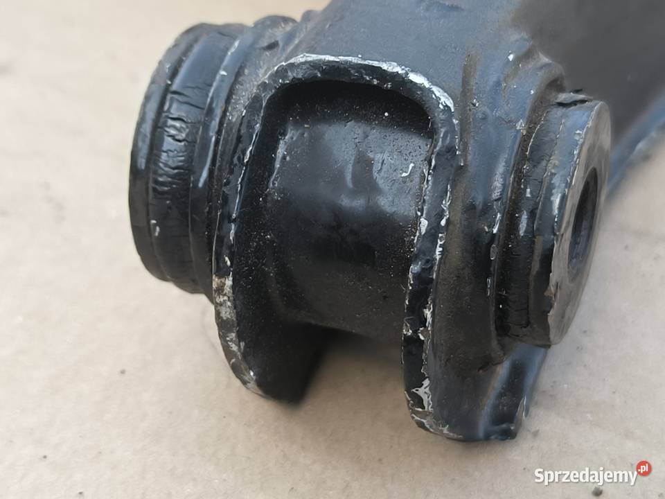 Fiat 125p FSO wahacz prawy góra wahacz Stalowa Wola