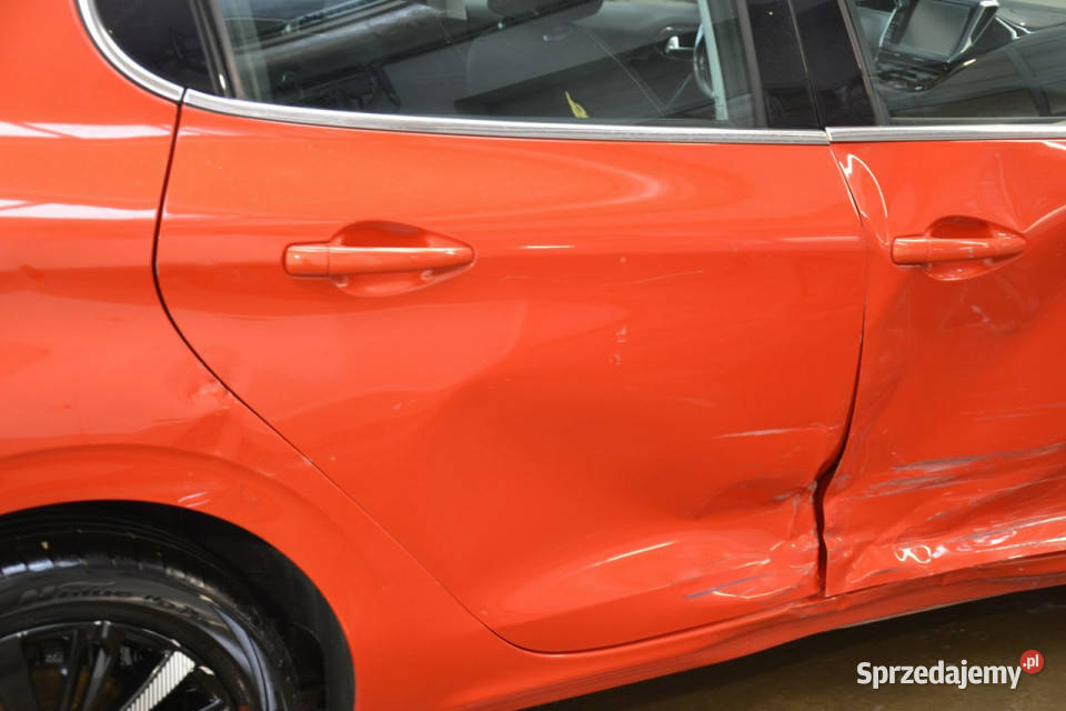 Peugeot 208 12 benzyna 110 ładny kolor małopolskie